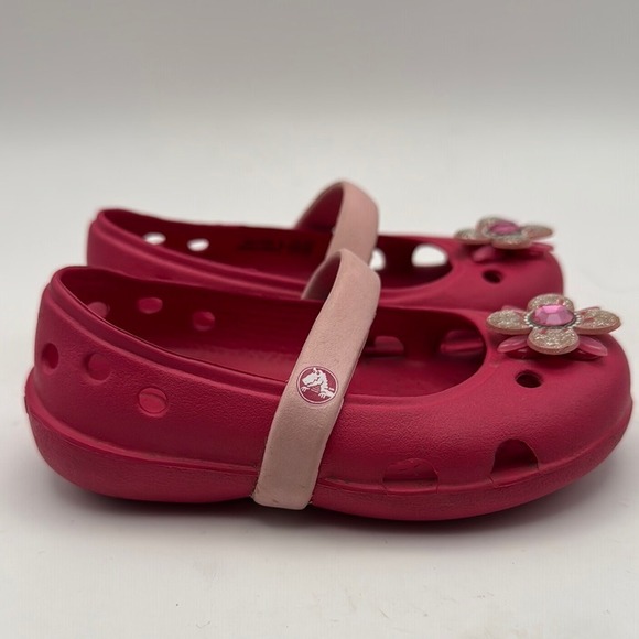 CROCS Other - CROCS Pink Sandals with Adjustable Strap and Floral‎ Design Baby Toddler Size 6